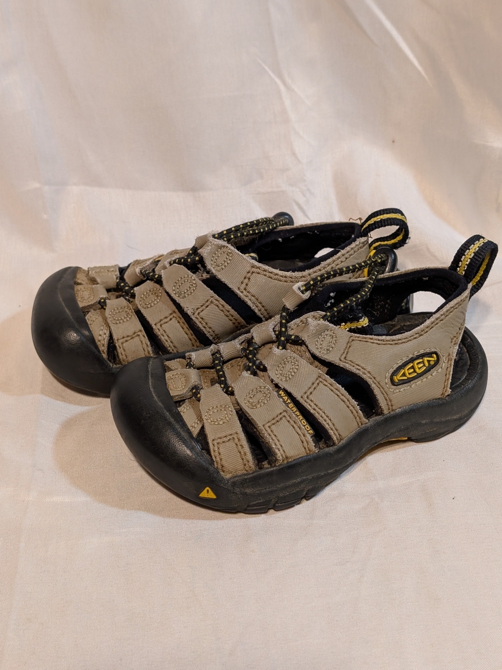 KEEN Kids' Sandal in Taupe/Black - Closed-Toe Outdoor Shoe
